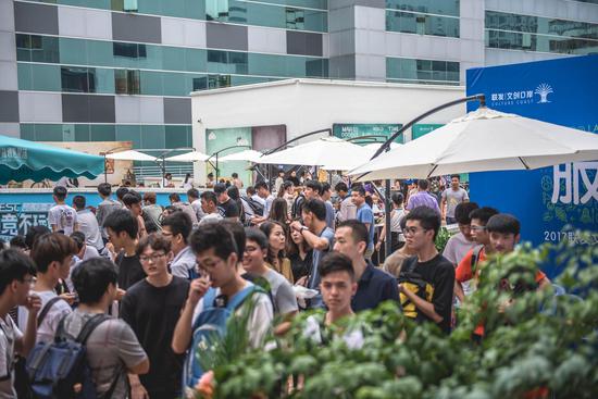 尤其是那些 尤其是那些