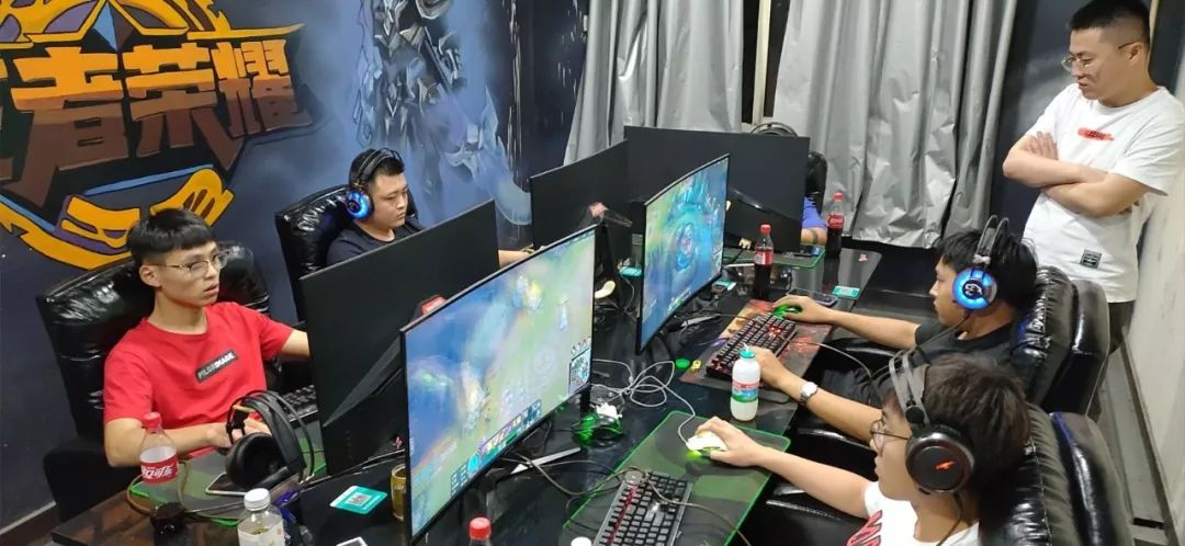 同时UI与 同时UI与