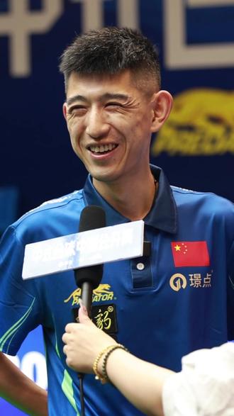 后排提前站